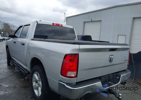 2014 Ram 1500 Express z USA, uszkodzony, nr VIN 1C6RR7KT0ES470934
